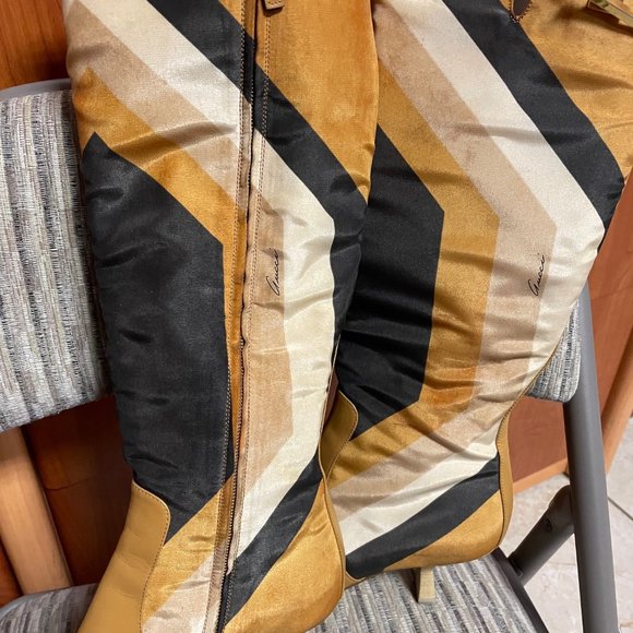 GUCCI GOLD HEEL BOOTS 6.5 - Picture 3 of 8